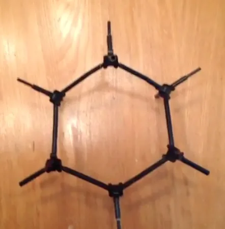 overview of cyclohexane chair from top with model